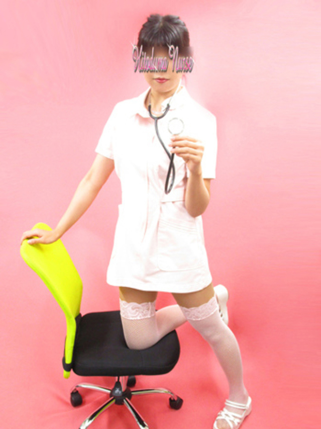 内海(大塚治療院人妻ナース)