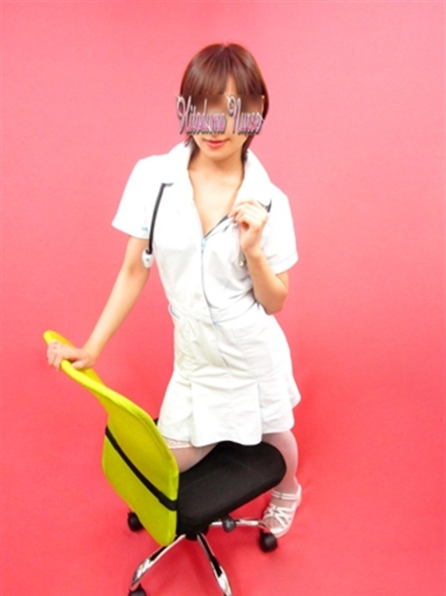 知念(大塚治療院人妻ナース)