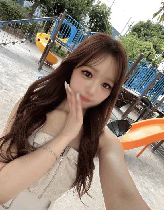にこ