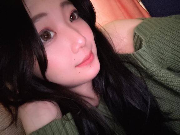 飯島なゆか（断りきれない美人マッサージ嬢たち）