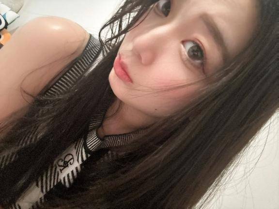 飯島なゆか(断りきれない美人マッサージ嬢たち)