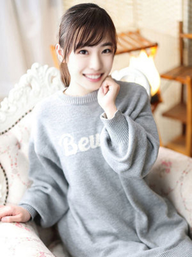 遠山はつね(断りきれない美人マッサージ嬢たち)