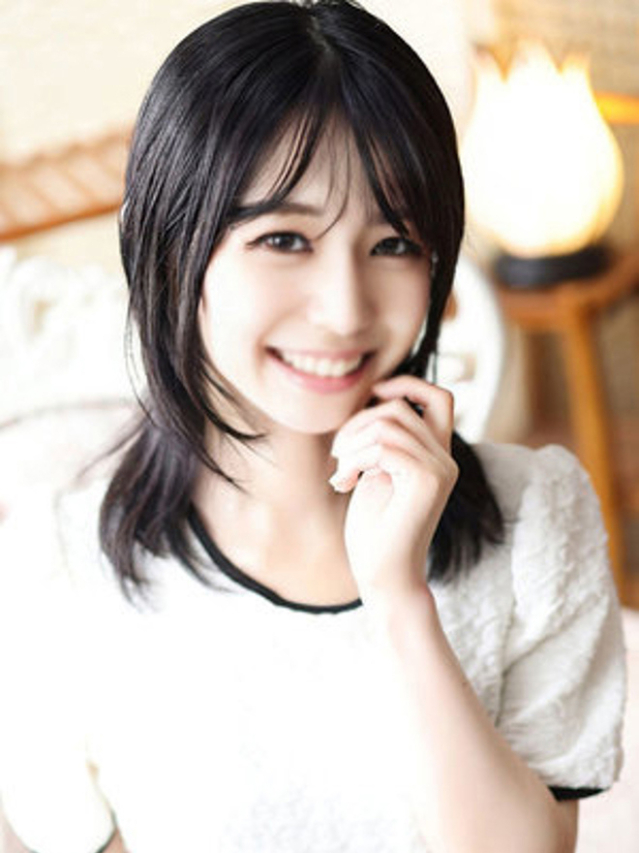 矢部ひなた（断りきれない美人マッサージ嬢たち）