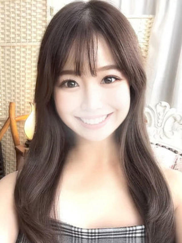 朝比奈あやみ（断りきれない美人マッサージ嬢たち）