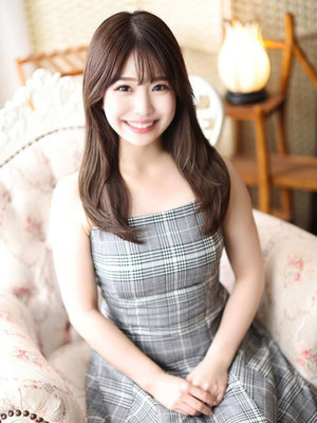 朝比奈あやみ（断りきれない美人マッサージ嬢たち）