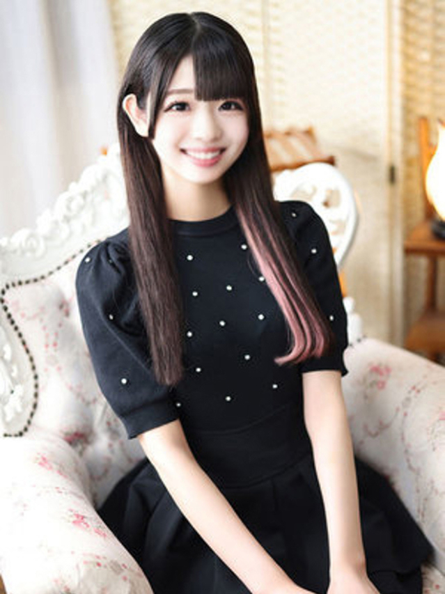 松井ひな（断りきれない美人マッサージ嬢たち）