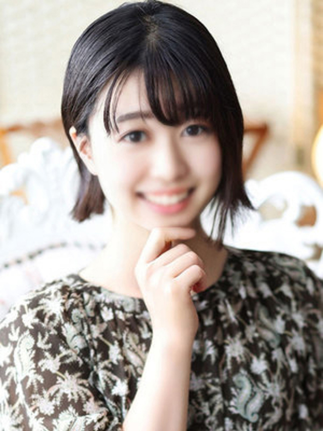 宮里きらり（断りきれない美人マッサージ嬢たち）