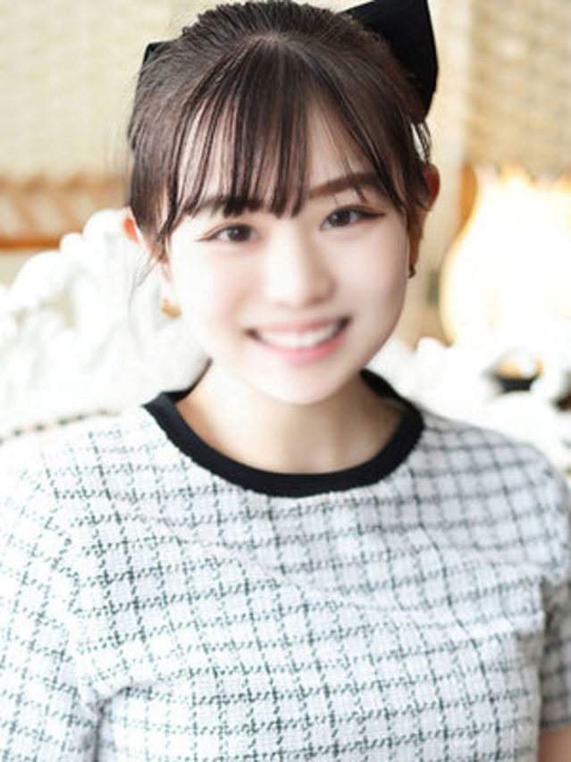 中原りおん（断りきれない美人マッサージ嬢たち）