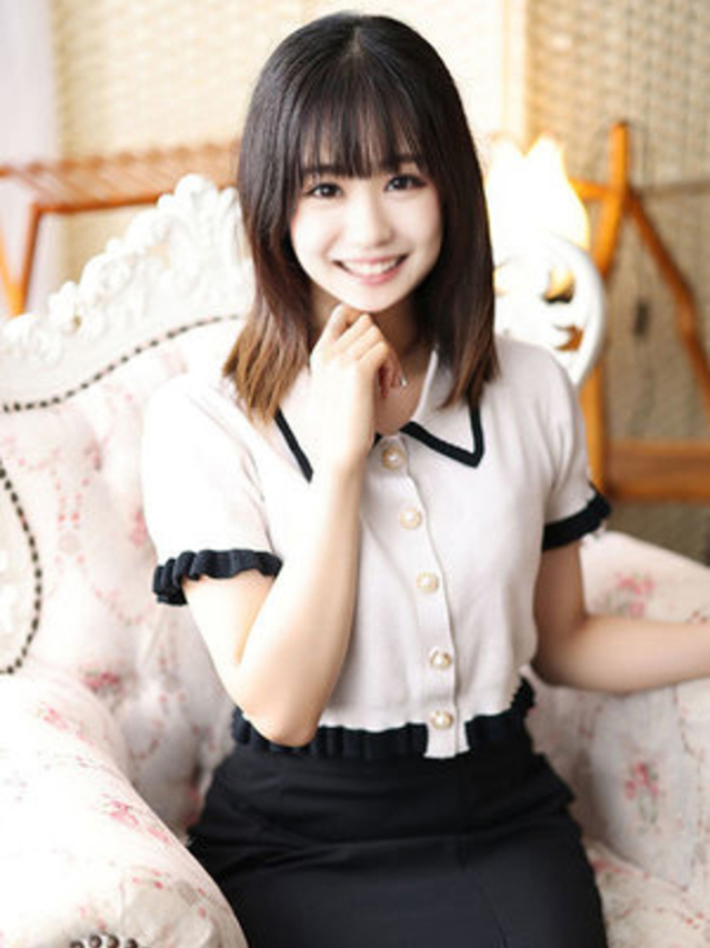 西宮りりか（断りきれない美人マッサージ嬢たち）