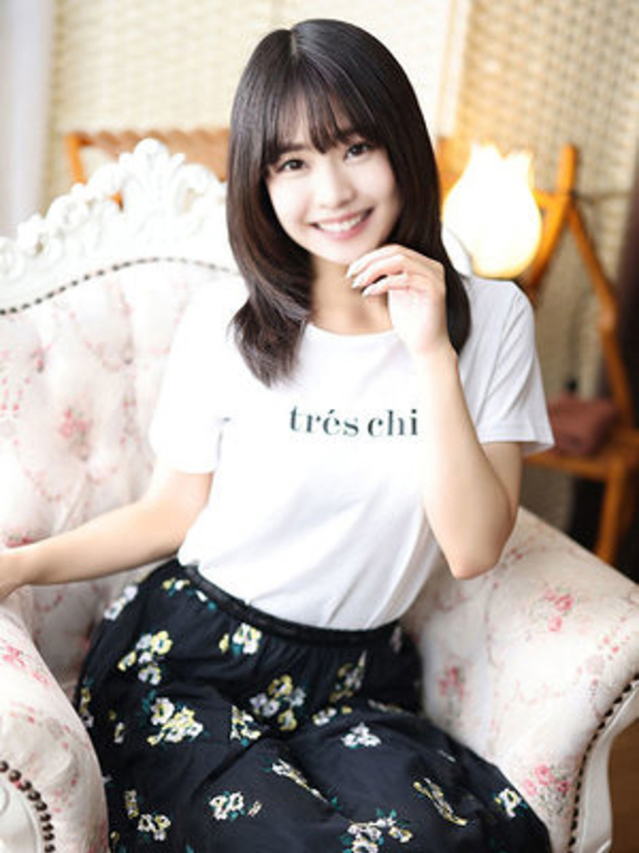 田村かおり（断りきれない美人マッサージ嬢たち）