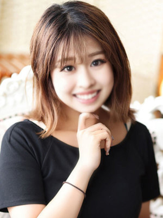 立川あさみ（断りきれない美人マッサージ嬢たち）