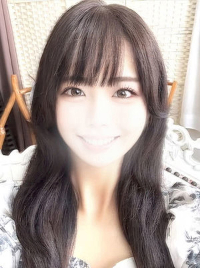 藤野あいな（断りきれない美人マッサージ嬢たち）