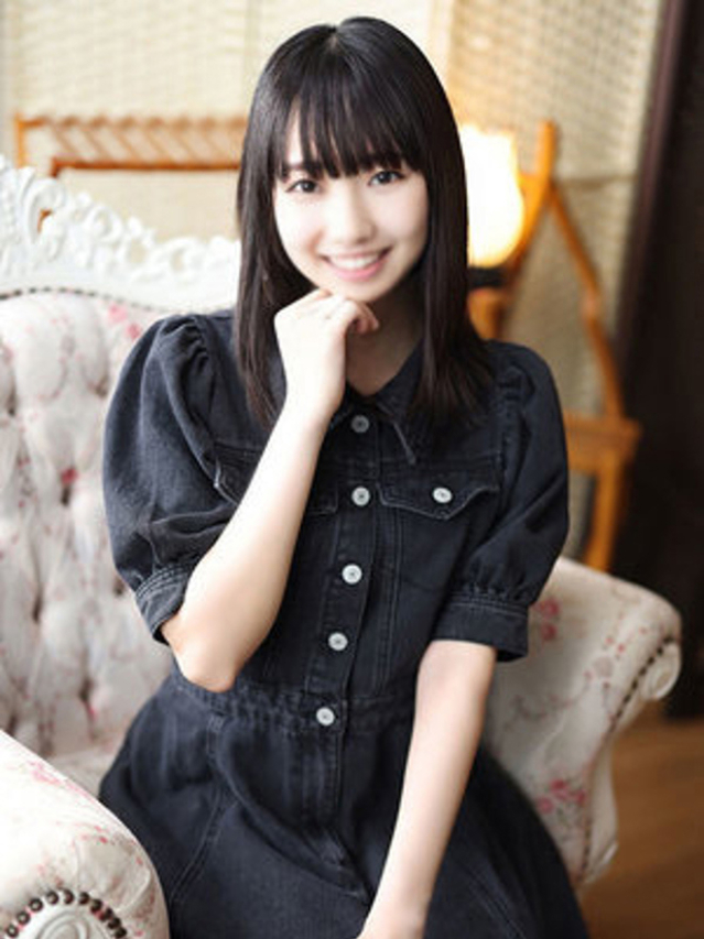 西尾すみれ（断りきれない美人マッサージ嬢たち）