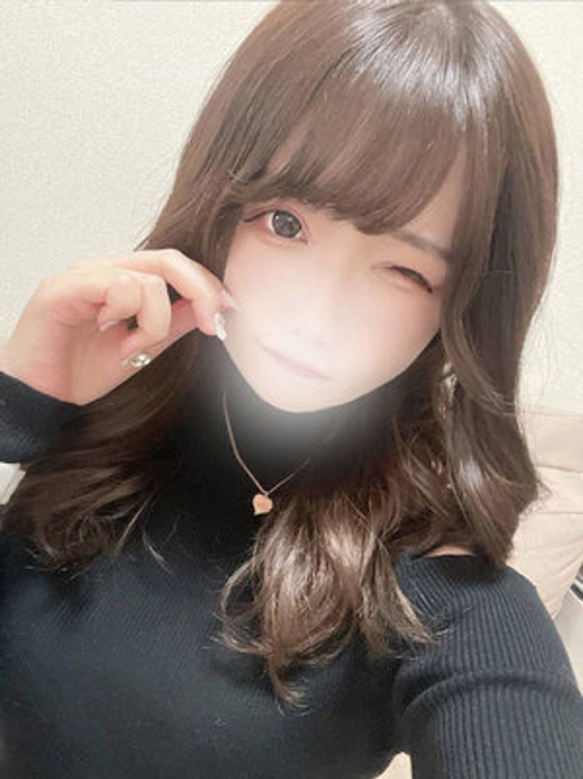 新藤あまね（断りきれない美人マッサージ嬢たち）