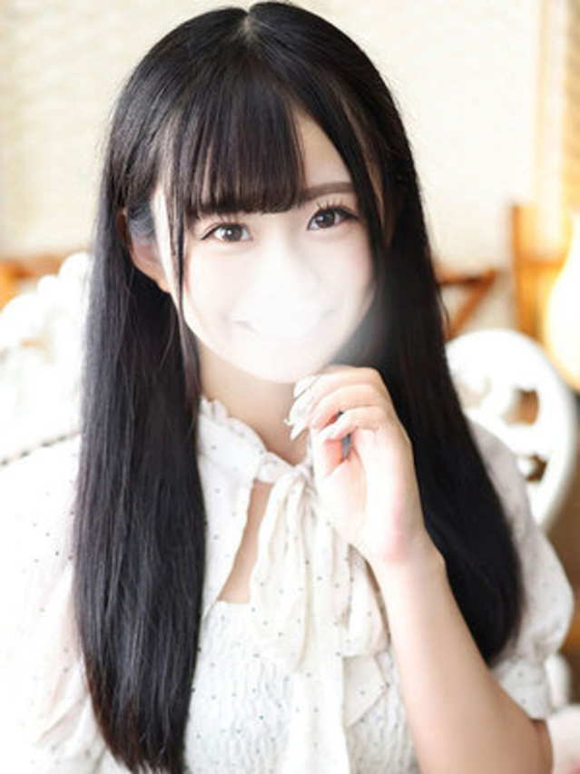 西岡こころ（断りきれない美人マッサージ嬢たち）