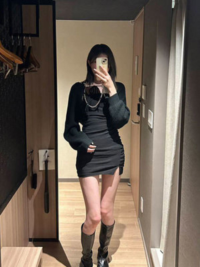 山本れおん（断りきれない美人マッサージ嬢たち）