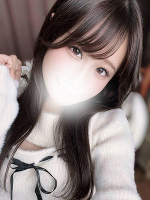 中谷はづき（断りきれない美人マッサージ嬢たち）