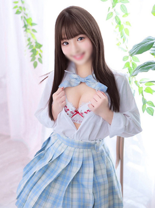 ひな（Ravires ラヴィリス）