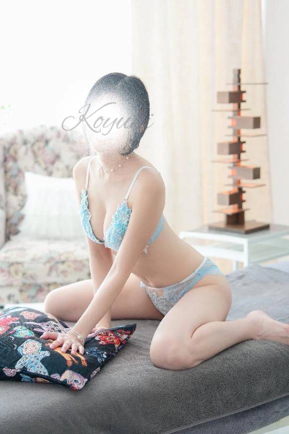 お店向かってるよん🚃