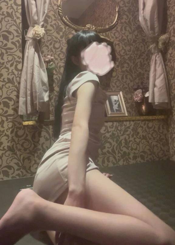 今日は黒いお部屋です🫶🏻