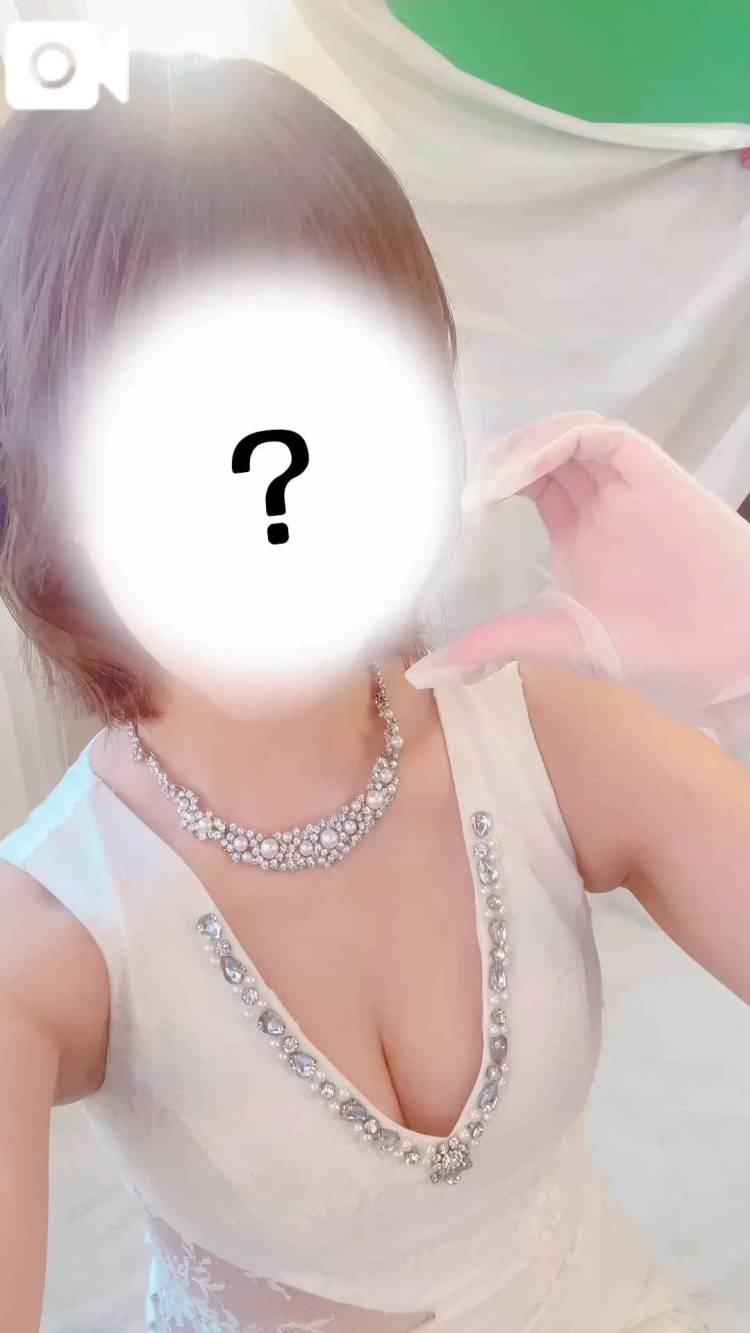 明日デビューします///