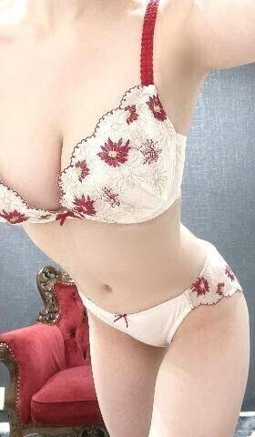 お誘い待ってます