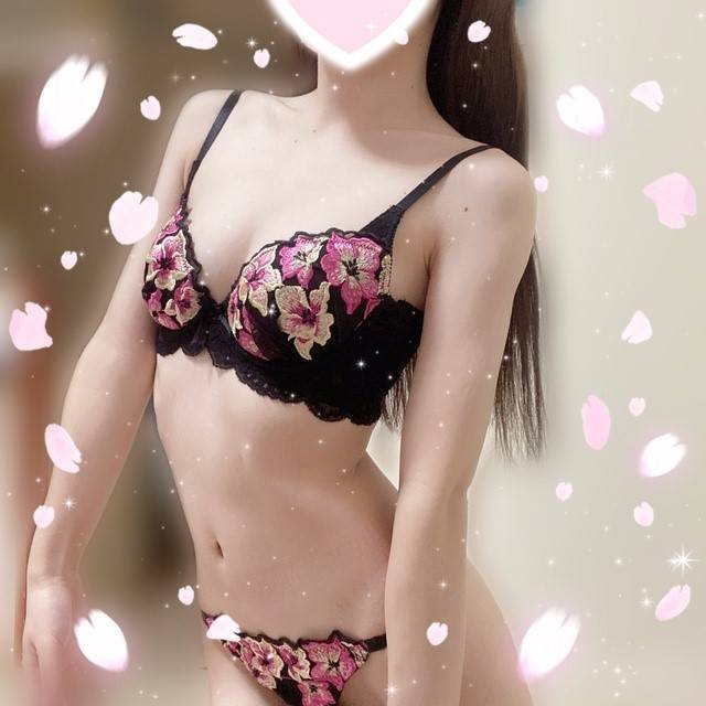 お待ちしてますヽ(´･ω･`ヽ)