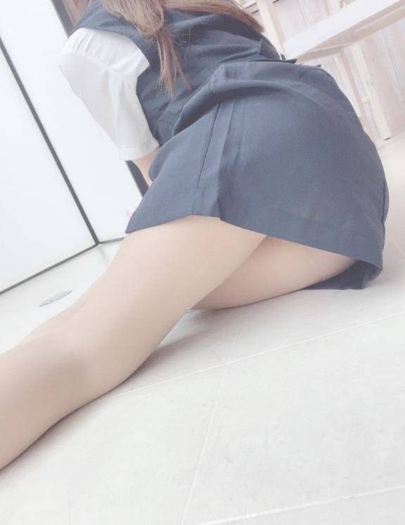 今日もお誘い待ってます