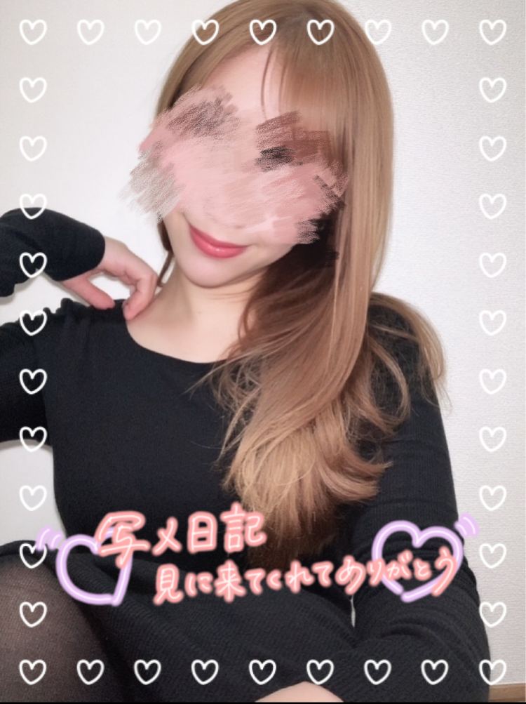 【6月宜しくです 🤍🐰☁️  】