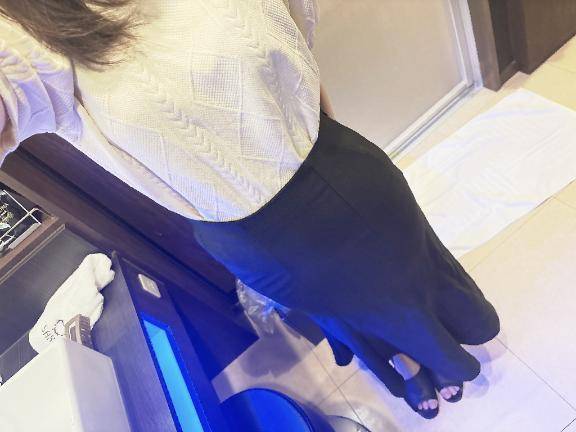 sara 本指のお兄さん