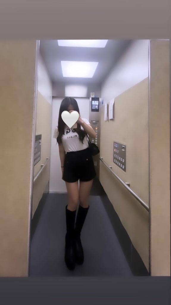 つい動いちゃう...//