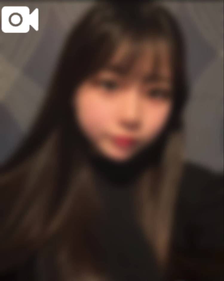 金晩✨️