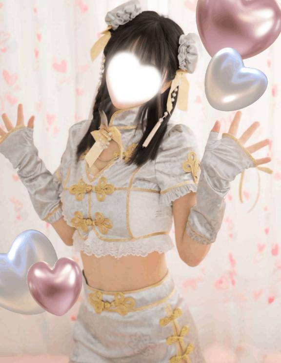 つい目で追いかけてしまう美女