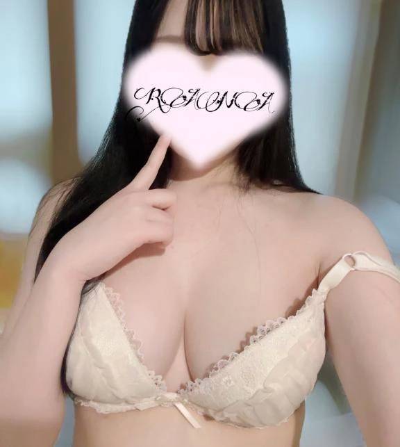 色白×黒髪って最強？