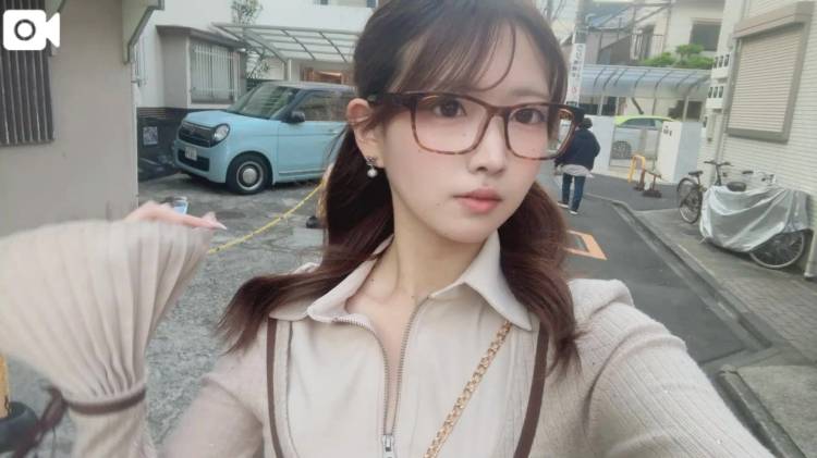 ぴょんぴょん揺れながら向かってるの…♡