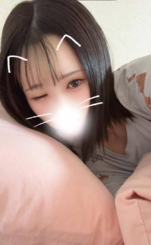 ねぇ、、こっち、、、♡