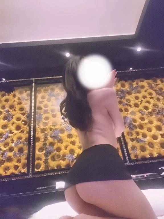触って…♡