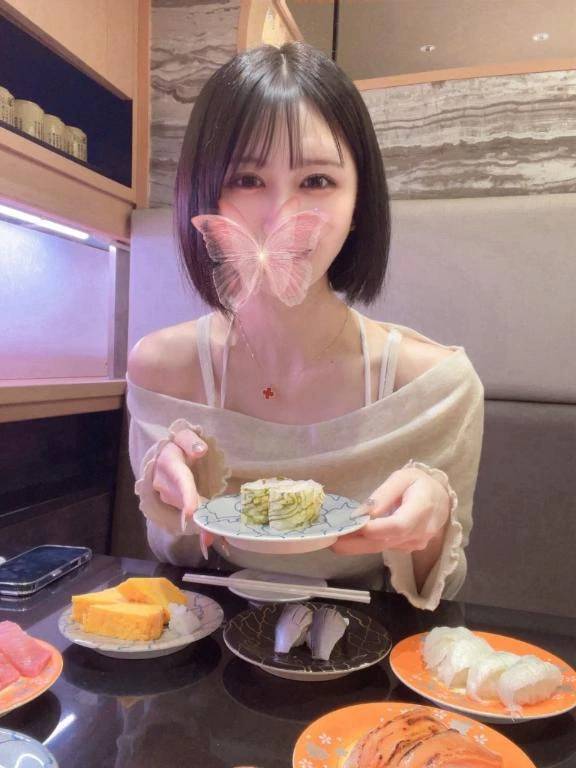 ごはんはおかず🍚🤍