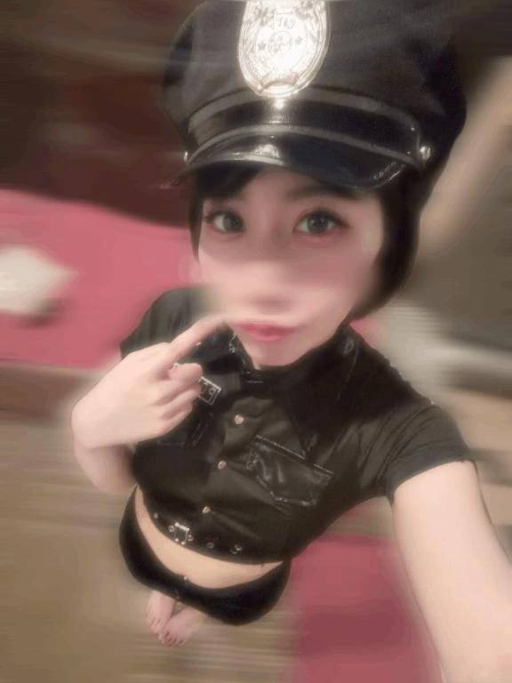 明日初出勤♡♡