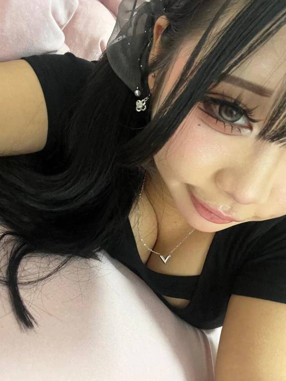 出勤してまぁーす🥰