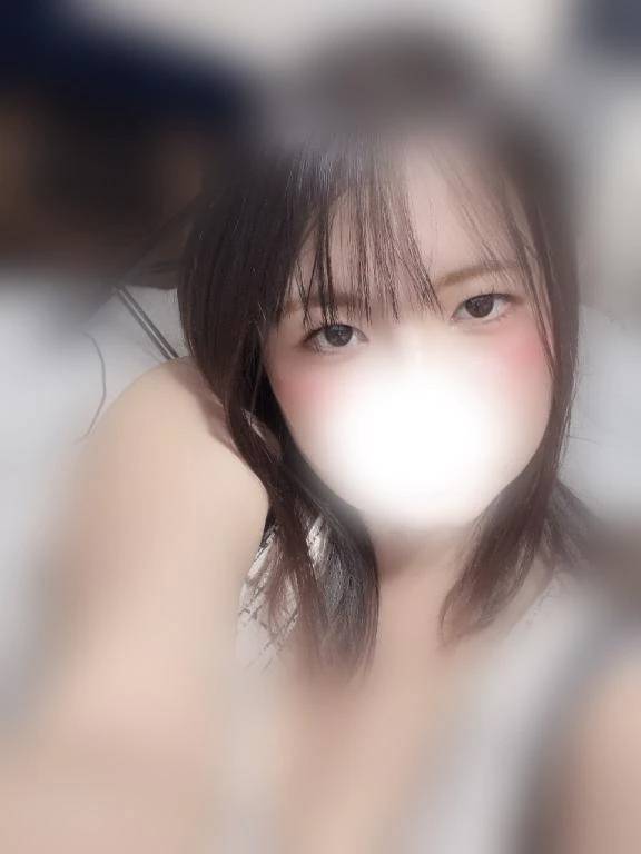 今日は涼しいなあ(ᐡ ̥_ ̫ _ ̥ᐡ)