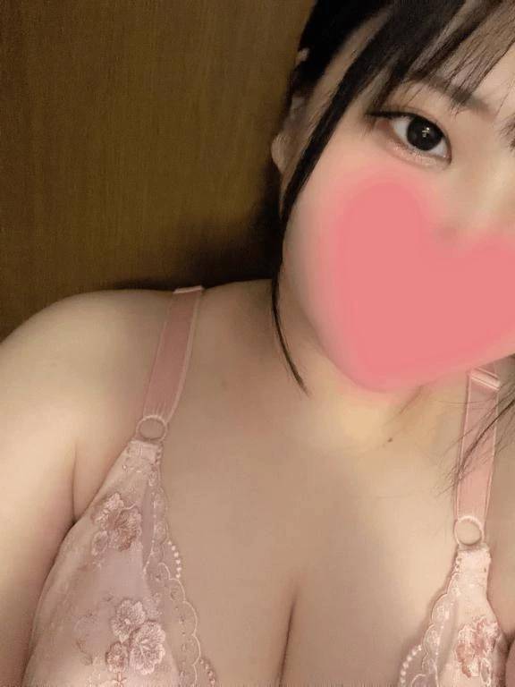 なぎさ(ぽっちゃり巨乳素人専門 埼玉越谷ちゃんこ)