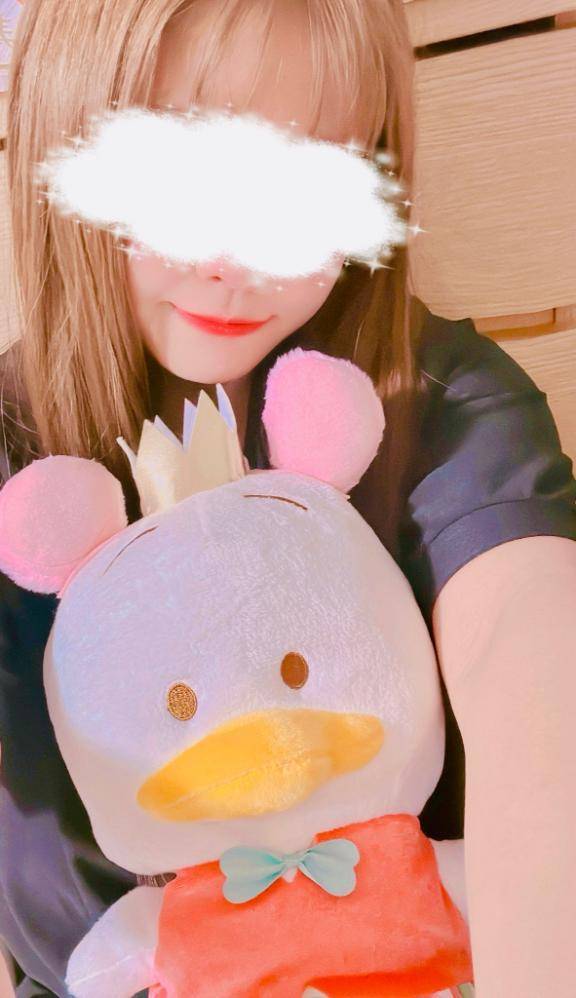 月曜だけど…メロンも、じゅわっと熟してるよ🍈✨