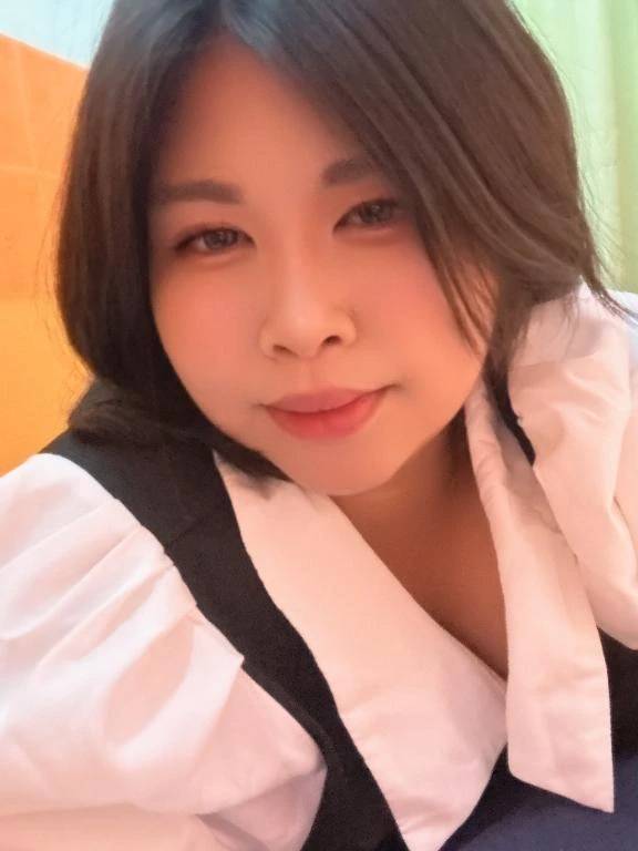 お布団の中でのエッチな匂い♡