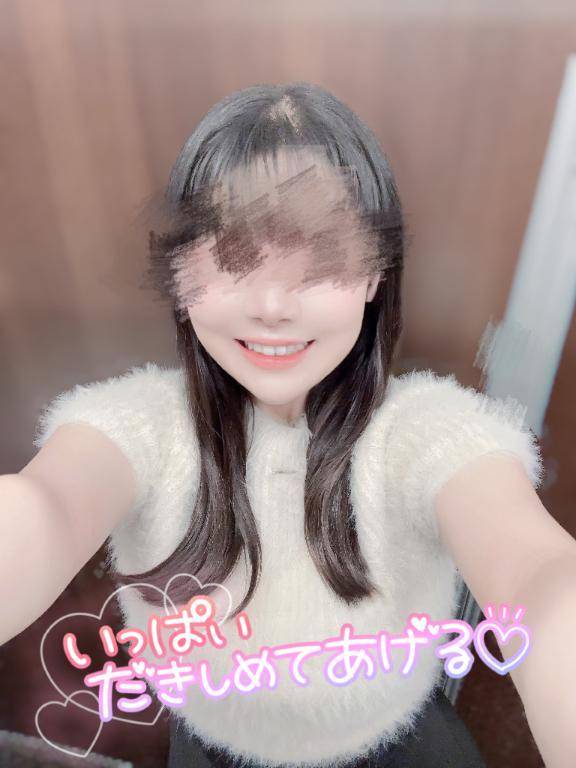 髪を伸ばそうかめちゃくちゃ迷ってます°ʚ(*´꒳`*)ɞ°