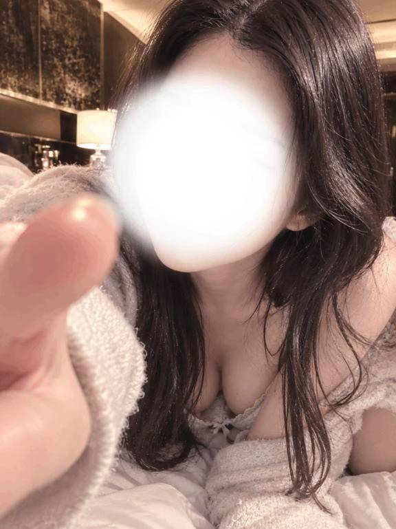 そこ、ツンツンさせて…♡