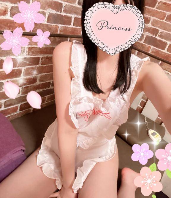 裸エプロン?新妻エッチ