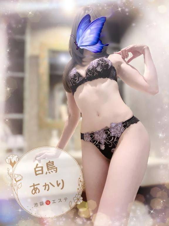 私の暖かい手で