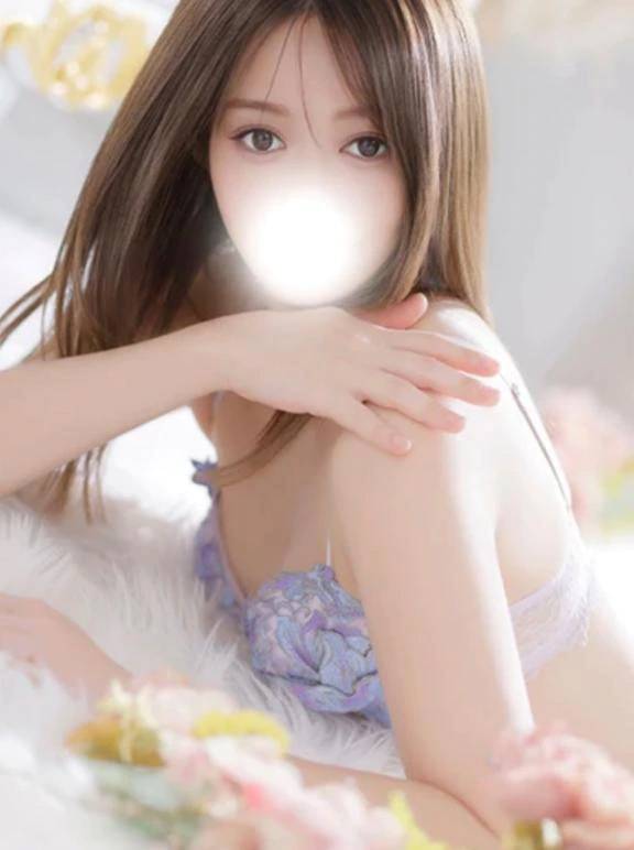 新パネル解禁💕写真では伝わらないもえの距離感を感じにきて😊