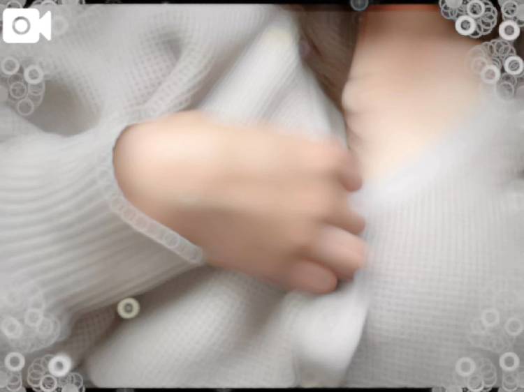 今日は何色の下着にしようかな💭